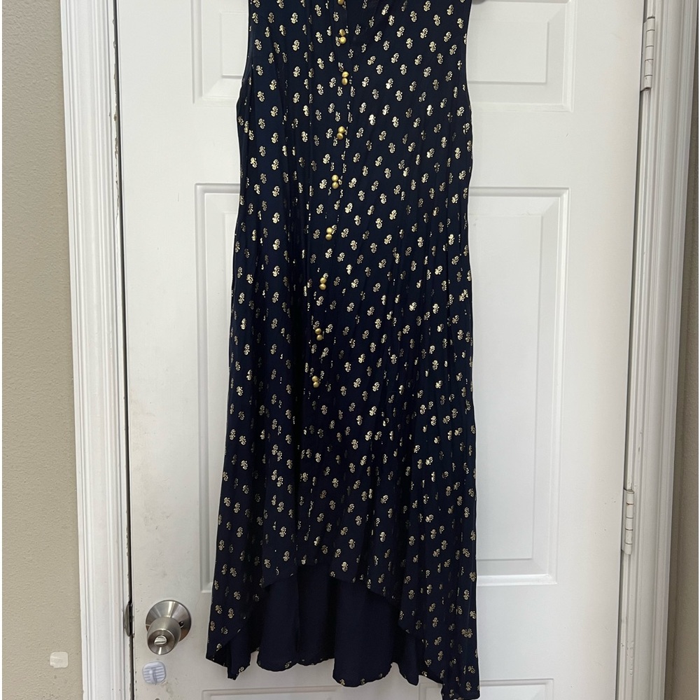 Long sleeve less top